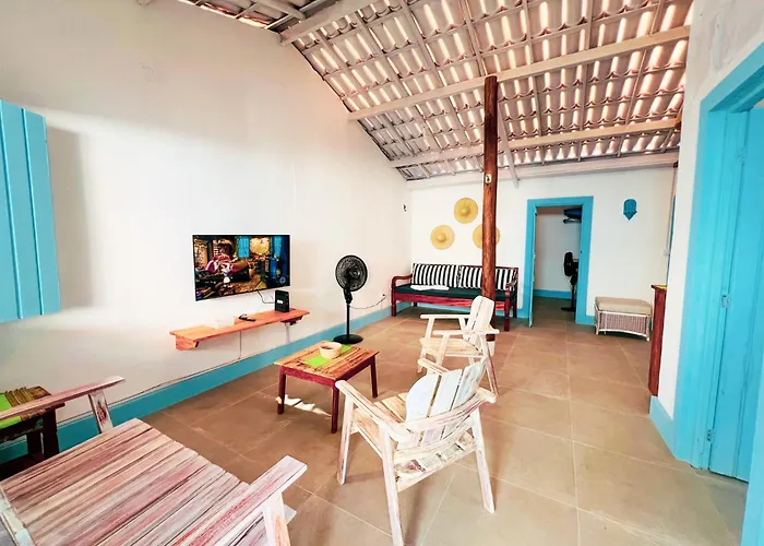 Casa Da Dona Filhinha, Paz E Localizacao Perfeita Na Vila Da Praia Do Forte Ba